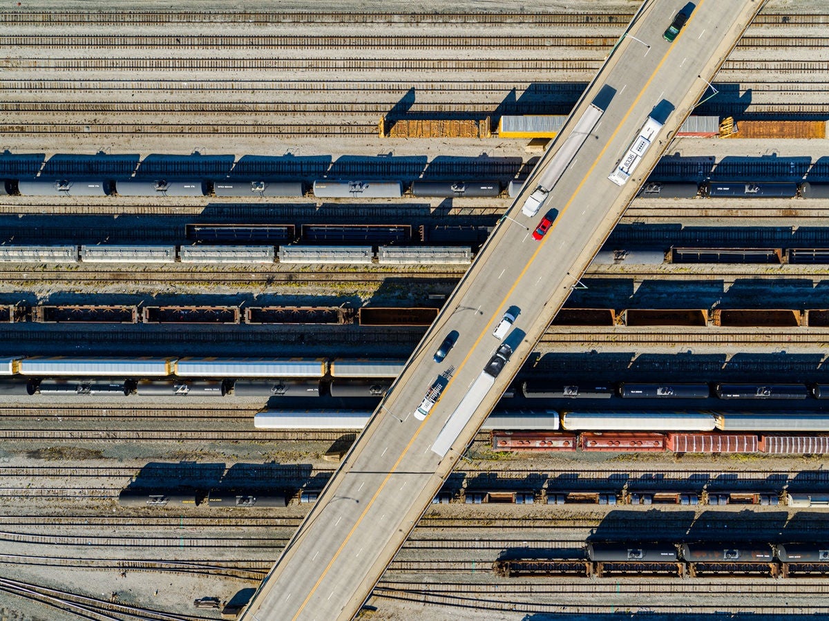 Chicago-CalumetYard-JL-0985-1-ret-1200px